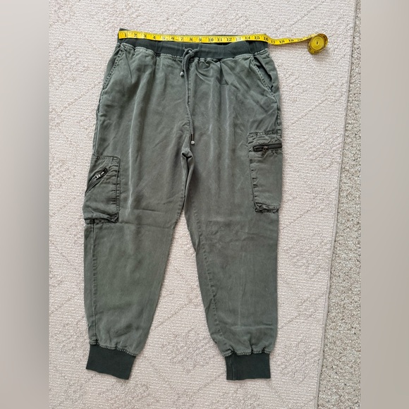 YOUNG, FABULOUS & BROKE Olive Green Cargo Jogger Pants - Picture 5 of 14